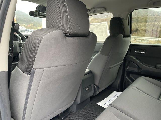 2026 Nissan Frontier Crew Cab 4x4 SV