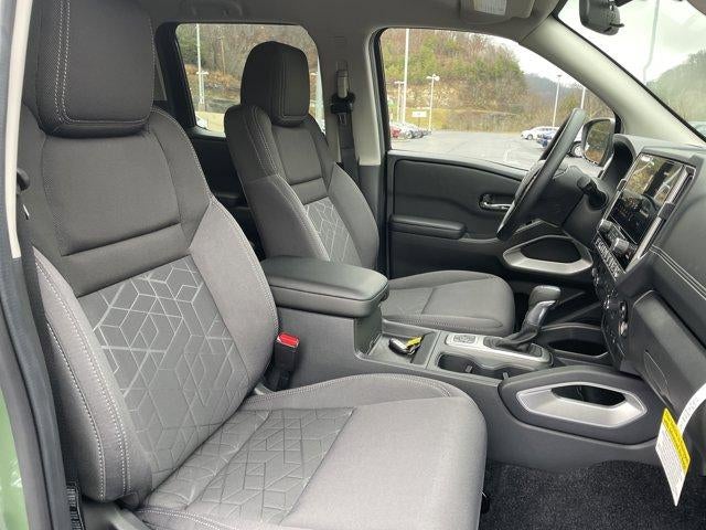 2026 Nissan Frontier Crew Cab 4x4 SV