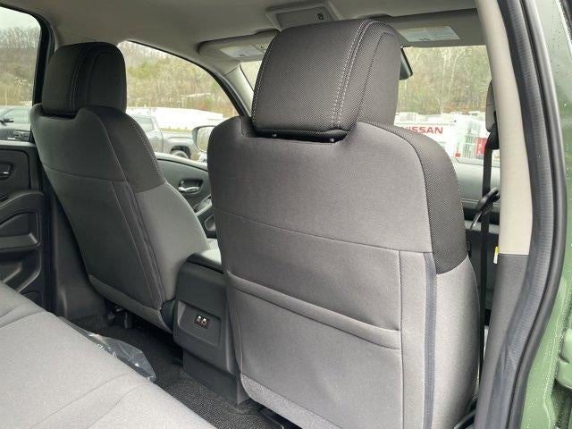 2026 Nissan Frontier Crew Cab 4x4 SV