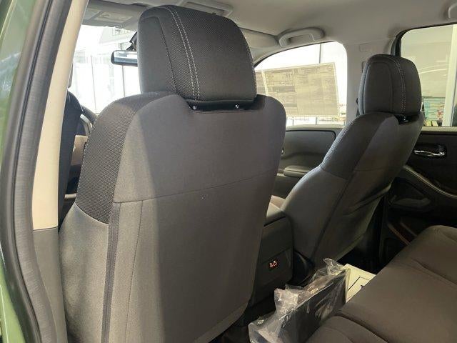 2026 Nissan Frontier Crew Cab 4x4 SV