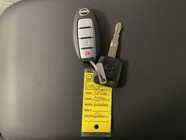 2026 Nissan Frontier Crew Cab 4x4 SV