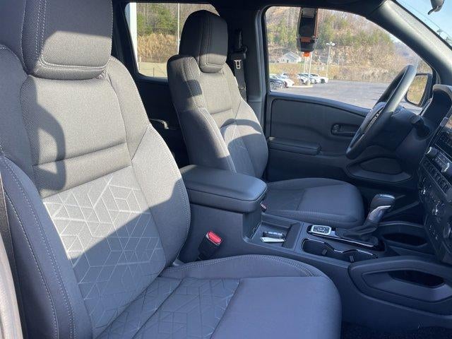 2026 Nissan Frontier Crew Cab 4x4 SV