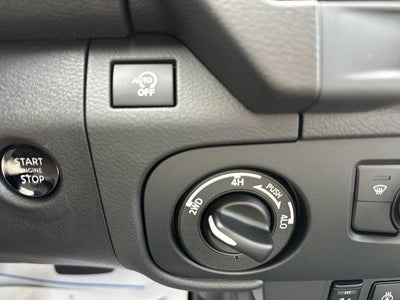 2026 Nissan Frontier Crew Cab 4x4 SV