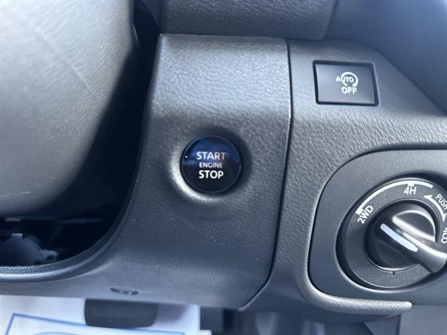 2026 Nissan Frontier Crew Cab 4x4 SV