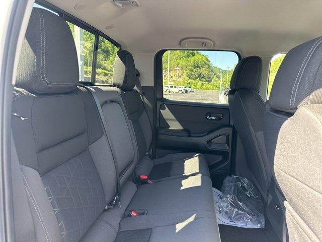 2026 Nissan Frontier Crew Cab 4x4 SV