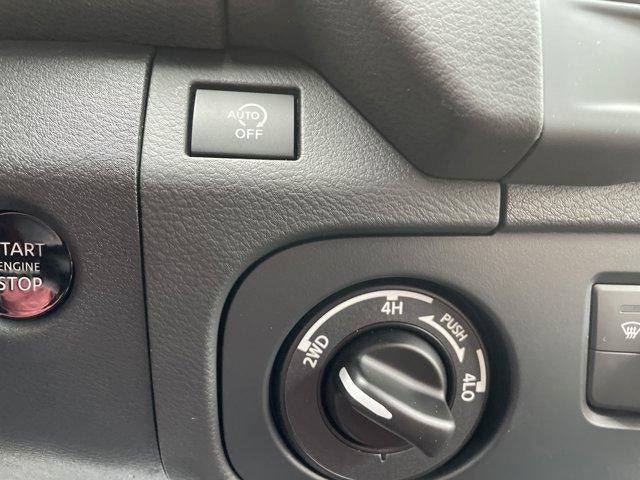 2026 Nissan Frontier Crew Cab 4x4 PRO-4X