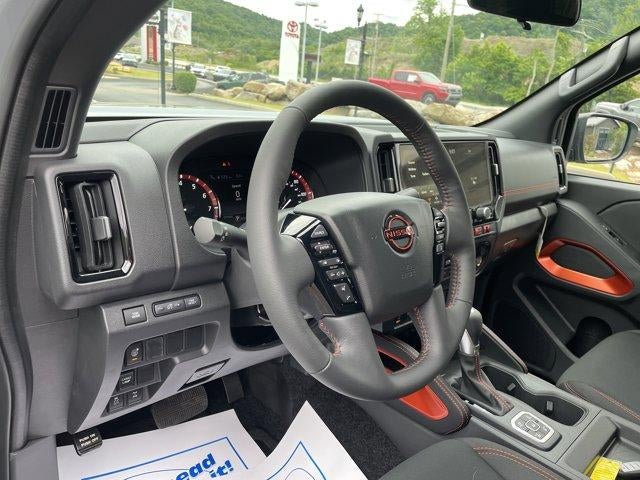 2026 Nissan Frontier Crew Cab 4x4 PRO-4X