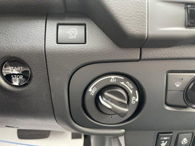 2026 Nissan Frontier Crew Cab 4x4 SV