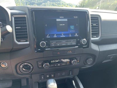 2022 Nissan Frontier Crew Cab 4x4 SV Auto