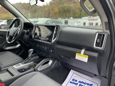 2026 Nissan Frontier Crew Cab 4x4 SV
