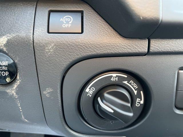 2026 Nissan Frontier Crew Cab 4x4 SV