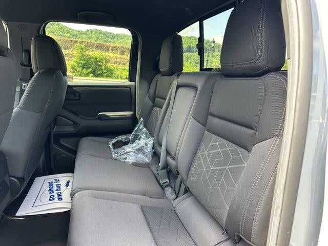 2026 Nissan Frontier Crew Cab 4x4 SV