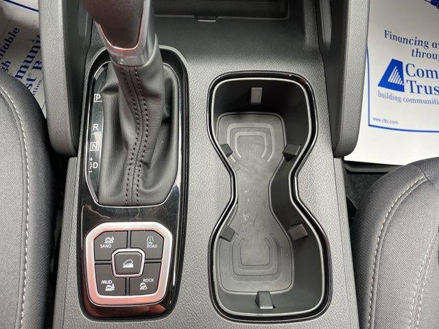 2026 Nissan Frontier Crew Cab 4x4 SV