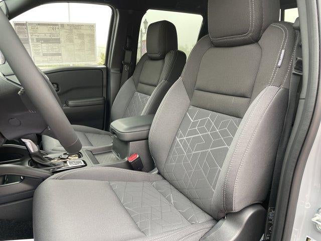 2026 Nissan Frontier Crew Cab 4x4 SV