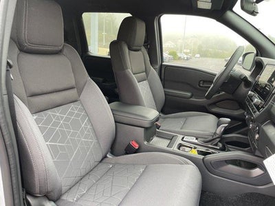 2026 Nissan Frontier Crew Cab 4x4 SV