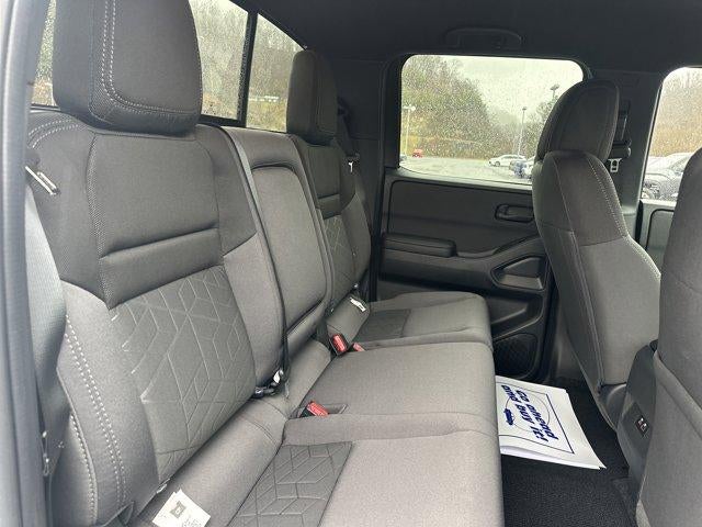 2026 Nissan Frontier Crew Cab 4x4 SV