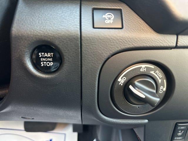 2026 Nissan Frontier Crew Cab 4x4 PRO-4X