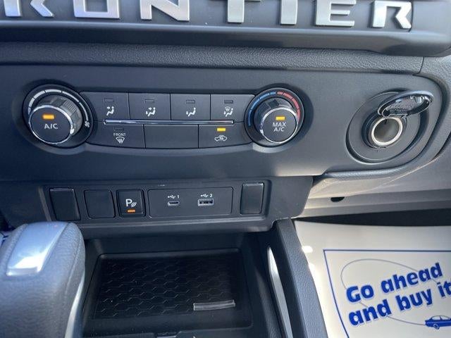 2026 Nissan Frontier Crew Cab 4x4 SV