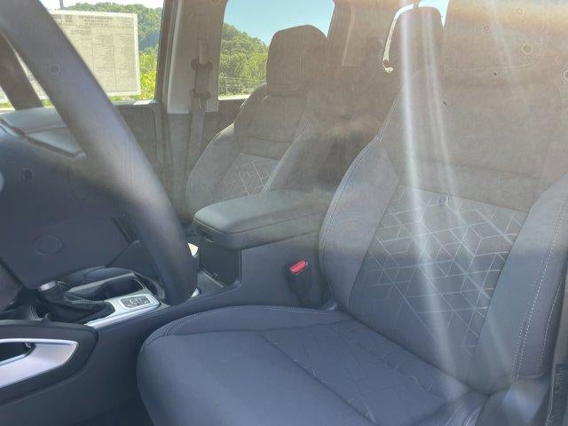 2026 Nissan Frontier Crew Cab 4x4 SV