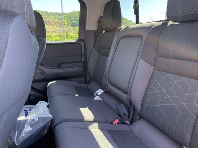 2026 Nissan Frontier Crew Cab 4x4 SV