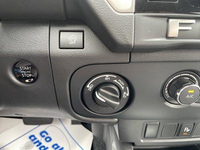2026 Nissan Frontier Crew Cab 4x4 SV