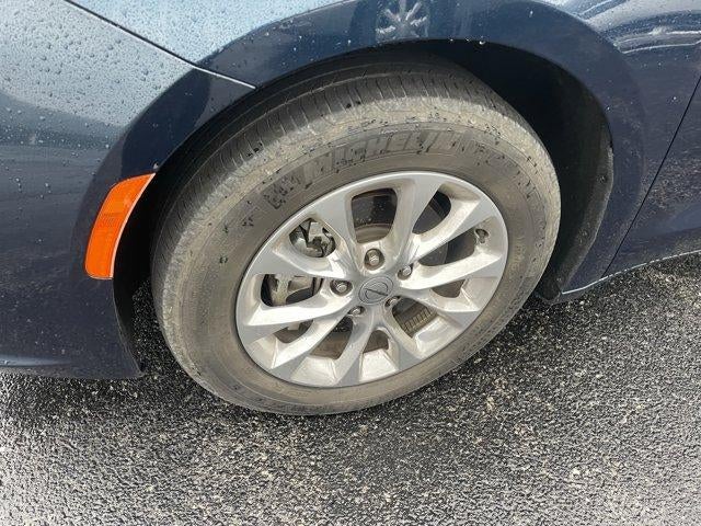 2021 Chrysler Pacifica Touring L FWD