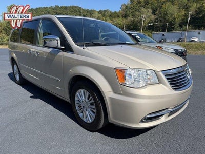 2013 Chrysler Town & Country 4dr Wgn Touring-L