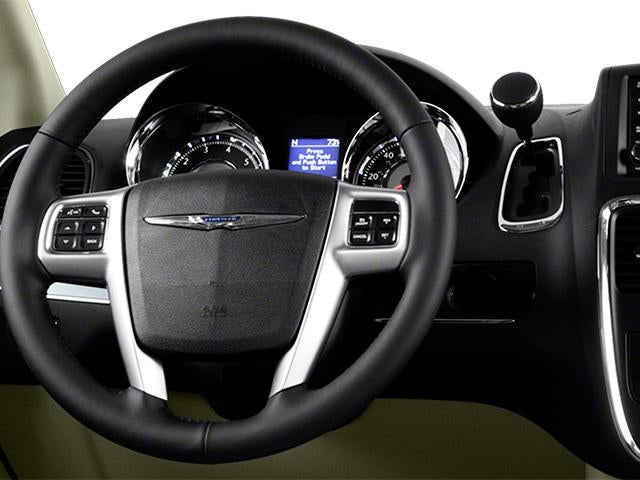 2013 Chrysler Town & Country 4dr Wgn Touring-L