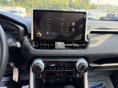 2025 Toyota RAV4 LE AWD (Natl)