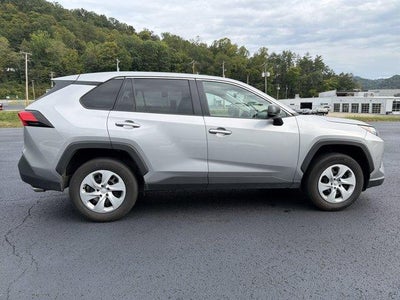 2025 Toyota RAV4 LE AWD (Natl)