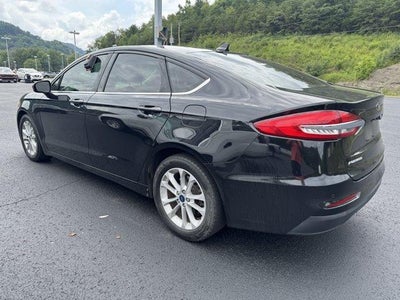 2020 Ford Fusion SE FWD