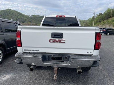 2015 GMC Sierra 1500 Crew Cab Short Box 4-Wheel Drive SLT