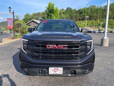 2022 GMC Sierra 1500 Crew Cab Short Box 4-Wheel Drive Elevation 3SB