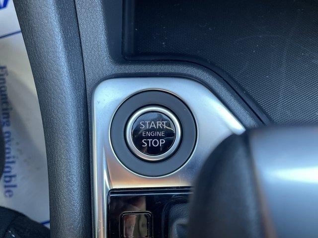 2025 Nissan Sentra SV CVT