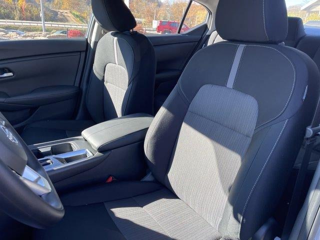 2025 Nissan Sentra SV CVT