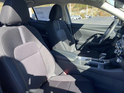 2025 Nissan Sentra SV CVT