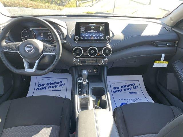 2025 Nissan Sentra SV CVT