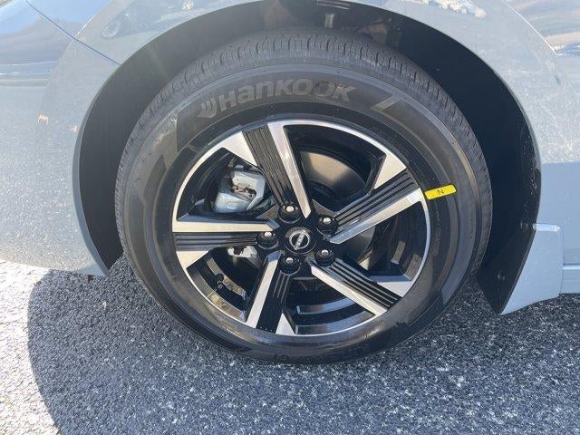 2025 Nissan Sentra SV CVT