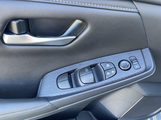 2025 Nissan Sentra SV CVT