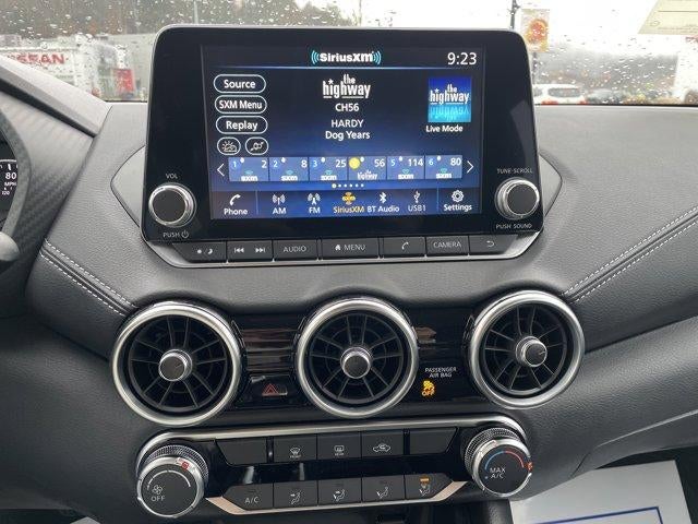 2025 Nissan Sentra SV CVT