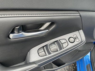 2025 Nissan Sentra SV CVT