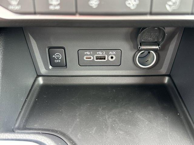 2025 Nissan Sentra SV CVT