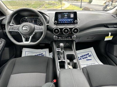 2025 Nissan Sentra SV CVT