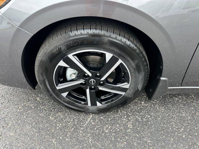 2025 Nissan Sentra SV CVT