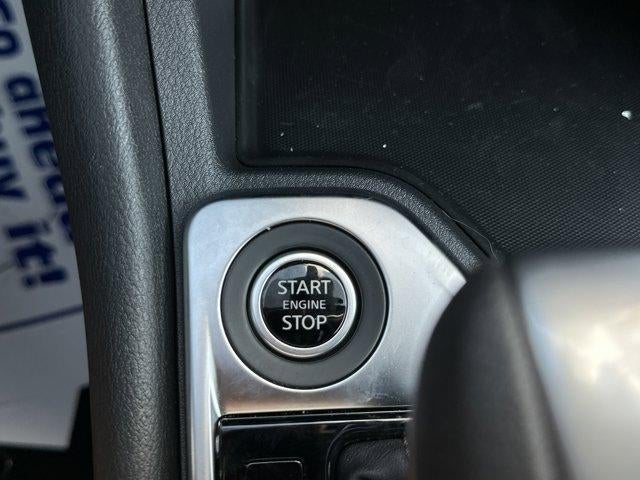 2025 Nissan Sentra SV CVT