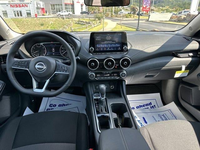 2025 Nissan Sentra SV CVT