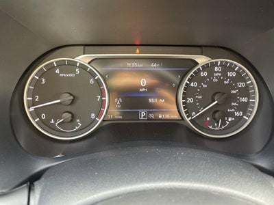 2025 Nissan Sentra SR CVT