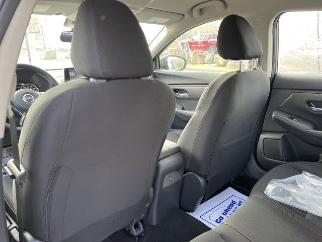 2025 Nissan Sentra SR CVT