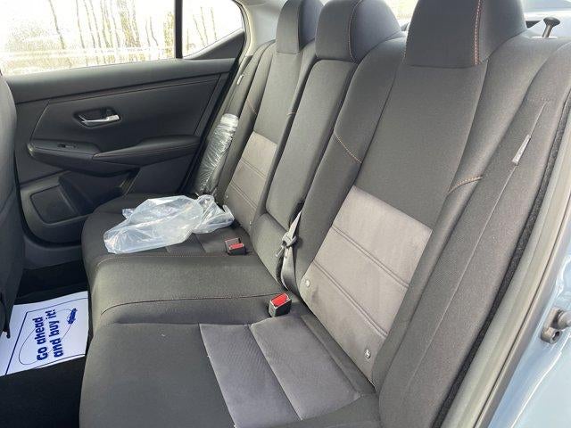 2025 Nissan Sentra SR CVT