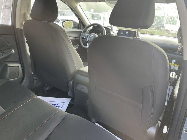 2025 Nissan Sentra SR CVT